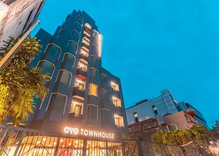 Oyo Townhouse 2 Hotel Gunung Sahari Jakarta